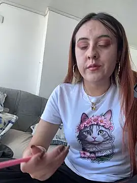 SarahXRusso online show from January 2025 03:59:02 PM