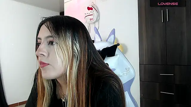 SarahXRusso online show from February 2025 02:19:01 AM