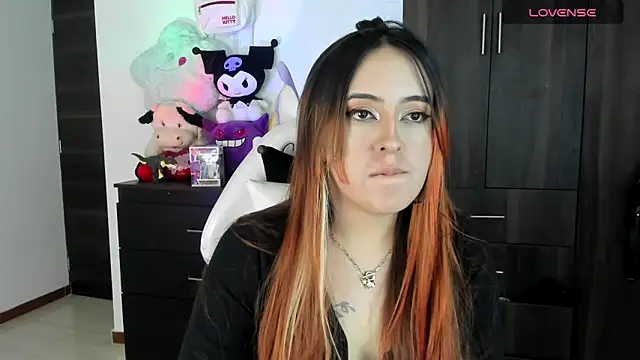 SarahXRusso online show from March 2025 05:09:01 AM