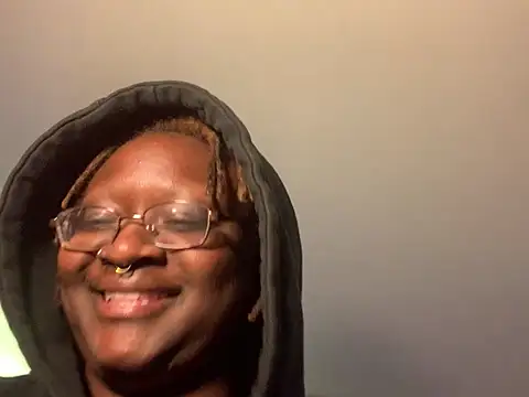 Snapshot of BigKittyRaven chatting on December 2024 03:25:02 AM BigKittyRaven online show from December 2024 03:25:02 AM