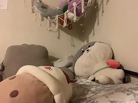 Snapshot of BigKittyRaven chatting on December 2024 04:41:01 AM BigKittyRaven online show from December 2024 04:41:01 AM