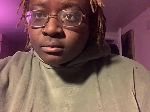 Snapshot of BigKittyRaven chatting on February 2025 04:16:02 AM BigKittyRaven online show from February 2025 04:16:02 AM