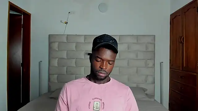 Dylan Taylor online show from February 2026 02:42:02 AM