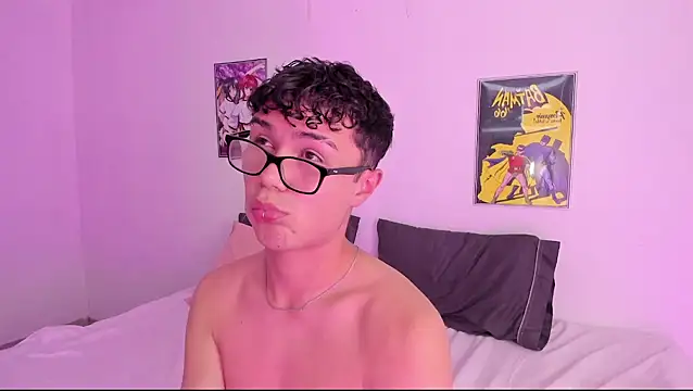 Snapshot of crushnier chatting on December 2024 09:41:01 PM crushnier online show from December 2024 09:41:01 PM