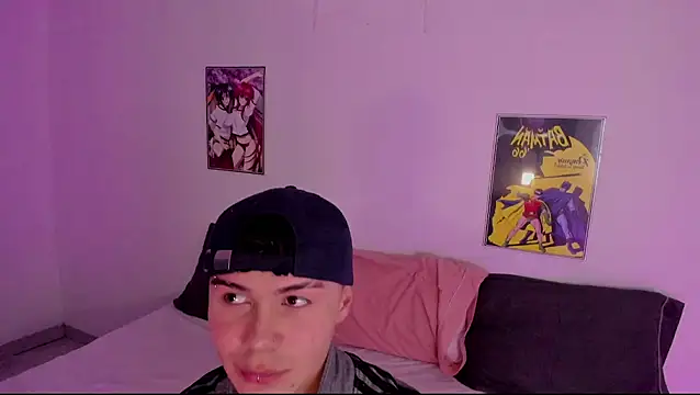 Snapshot of crushnier chatting on January 2025 12:07:02 PM crushnier online show from January 2025 12:07:02 PM