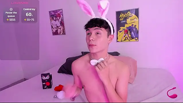 Snapshot of crushnier chatting on February 2025 05:46:01 PM crushnier online show from February 2025 05:46:01 PM