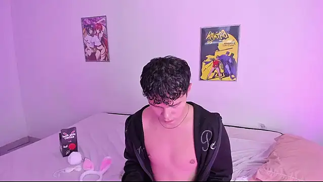 Snapshot of crushnier chatting on February 2025 09:10:01 PM crushnier online show from February 2025 09:10:01 PM