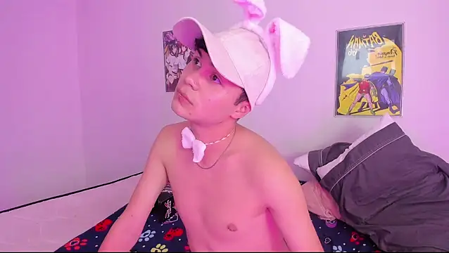 Snapshot of crushnier chatting on February 2025 08:42:02 PM crushnier online show from February 2025 08:42:02 PM