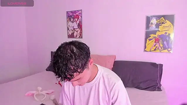 Snapshot of crushnier chatting on February 2025 03:04:02 PM crushnier online show from February 2025 03:04:02 PM