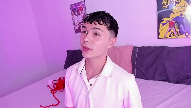 Snapshot of crushnier chatting on March 2025 06:00:01 PM crushnier online show from March 2025 06:00:01 PM