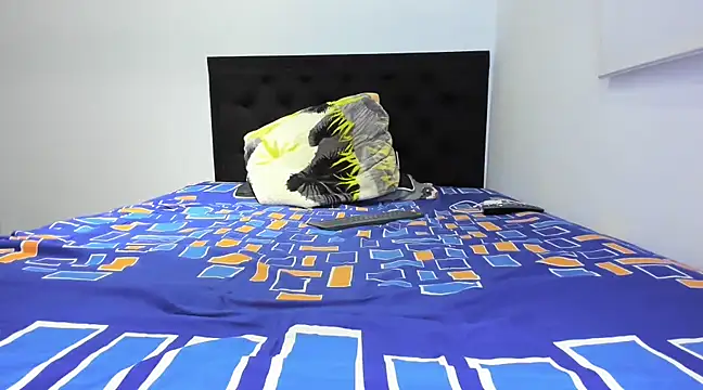 Snapshot of latin_bbc chatting on February 2025 06:17:02 AM latin bbc online show from February 2025 06:17:02 AM