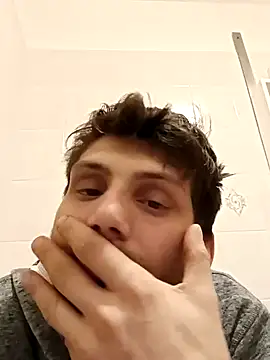 Snapshot of dariodario chatting on February 2025 11:51:02 AM dariodario online show from February 2025 11:51:02 AM