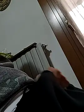 Snapshot of dariodario chatting on February 2025 09:37:01 AM dariodario online show from February 2025 09:37:01 AM