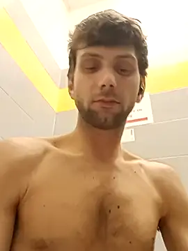 Snapshot of dariodario chatting on February 2025 06:59:02 PM dariodario online show from February 2025 06:59:02 PM