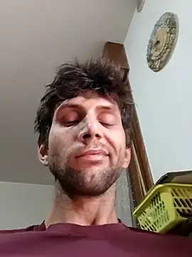 Snapshot of dariodario chatting on March 2025 10:20:02 AM dariodario online show from March 2025 10:20:02 AM