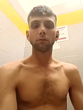 Snapshot of dariodario chatting on March 2025 06:04:02 PM dariodario online show from March 2025 06:04:02 PM