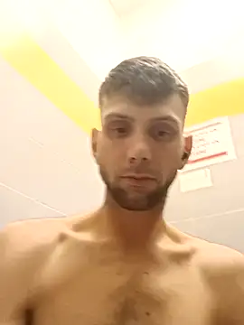 Snapshot of dariodario chatting on March 2025 05:56:02 PM dariodario online show from March 2025 05:56:02 PM