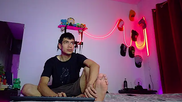 Snapshot of Nymphobuddies chatting on January 2025 08:35:01 PM Nymphobuddies online show from January 2025 08:35:01 PM