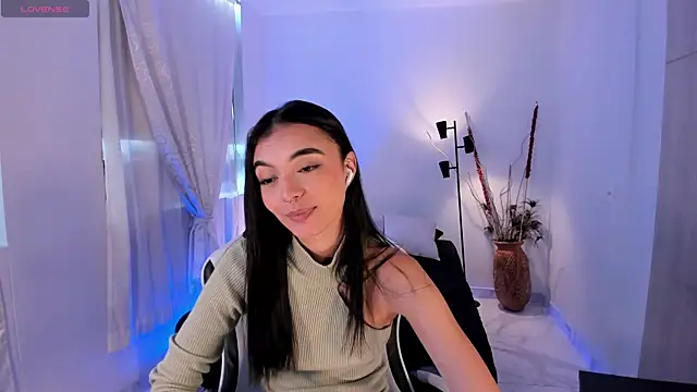 AnabelWolf online show from September 2025 04:08:01 PM