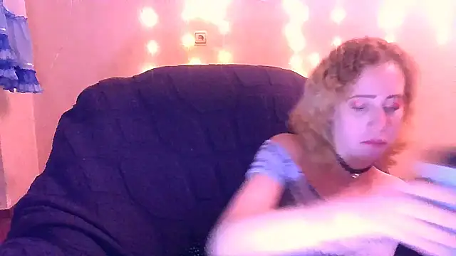 Snapshot of MelxMellie chatting on January 2025 09:29:01 PM MelxMellie online show from January 2025 09:29:01 PM