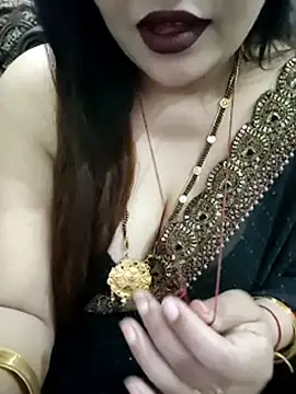 Snapshot of Mayuri77 chatting on February 2026 05:22:02 AM Mayuri77 online show from February 2026 05:22:02 AM