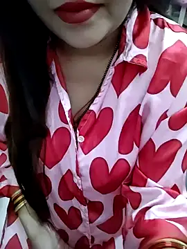 Snapshot of Mayuri77 chatting on February 2026 08:18:02 AM Mayuri77 online show from February 2026 08:18:02 AM