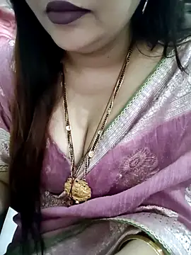 Snapshot of Mayuri77 chatting on February 2026 06:19:01 PM Mayuri77 online show from February 2026 06:19:01 PM