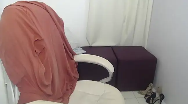 Xileny-Halliwey online show from December 2024 12:23:01 AM