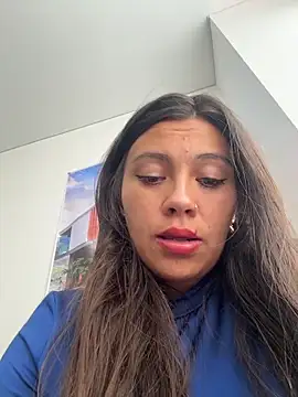 Snapshot of LIZ-06_ chatting on February 2026 01:17:01 PM LIZ-06 online show from February 2026 01:17:01 PM