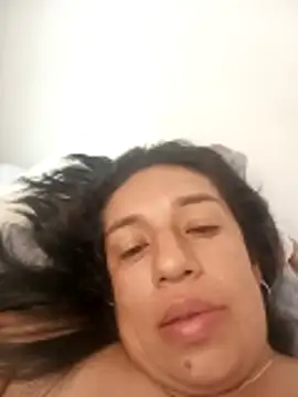 yaz guzman online show from May 2026 08:26:01 PM