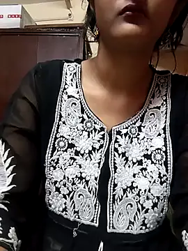 BabySlimmy10 online show from March 2025 11:01:02 PM