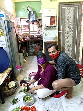 Snapshot of Cute-manisha chatting on February 2025 06:23:01 AM Cute-manisha online show from February 2025 06:23:01 AM