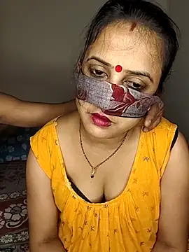 Snapshot of Cute-manisha chatting on June 2026 05:23:02 AM Cute-manisha online show from June 2026 05:23:02 AM