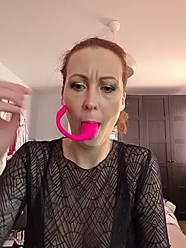 IsabellaLuiXXX online show from July 2026 05:01:02 PM