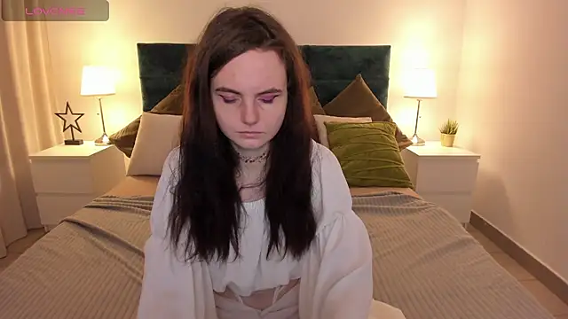 Snapshot of AmA_lia_ chatting on February 2025 08:22:01 AM AmA lia online show from February 2025 08:22:01 AM