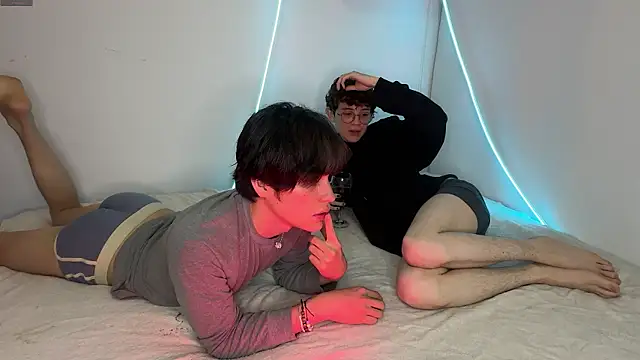 Snapshot of mapleg chatting on October 2025 11:28:02 PM mapleg online show from October 2025 11:28:02 PM