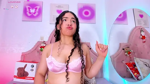 amandalee01 online show from November 2025 07:49:02 PM