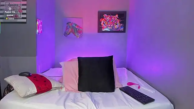 PammelaRoss1 online show from September 2025 05:16:02 PM