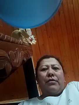 Darly Gomez online show from November 2025 04:51:02 PM