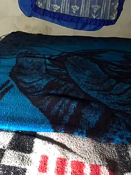 manuamador online show from November 2025 04:29:02 AM