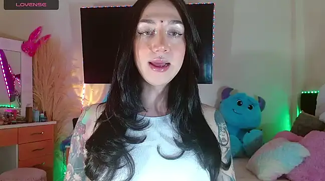 Snapshot of karla_zambrano chatting on December 2024 06:04:02 PM karla zambrano online show from December 2024 06:04:02 PM