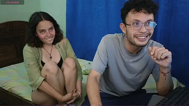 Snapshot of YuKinaHentaiI chatting on December 2024 01:50:02 AM YuKinaHentaiI online show from December 2024 01:50:02 AM