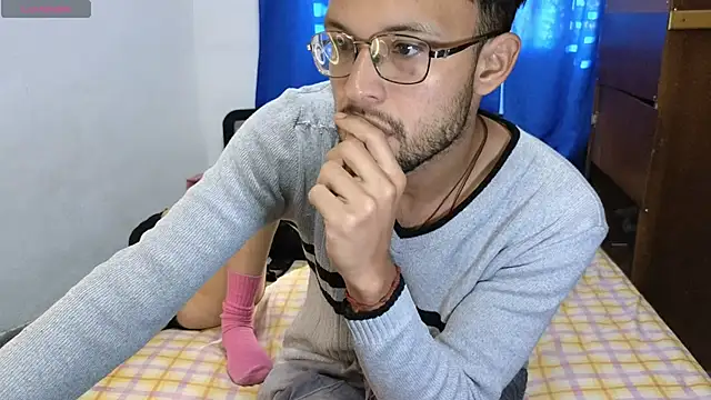 Snapshot of YuKinaHentaiI chatting on March 2025 12:26:02 PM YuKinaHentaiI online show from March 2025 12:26:02 PM