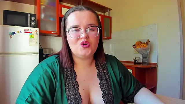 Jessica Joy online show from September 2025 08:08:01 AM