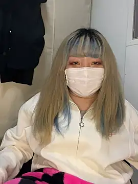 YUNA-yuna online show from December 2024 11:52:02 AM