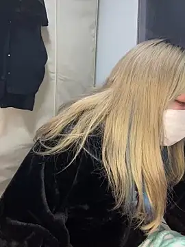 YUNA-yuna online show from December 2024 03:53:02 PM