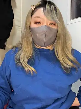 YUNA-yuna online show from January 2025 02:51:01 PM