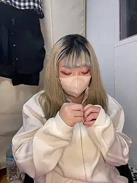 YUNA-yuna online show from January 2025 03:36:02 PM