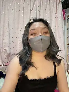 YUNA-yuna online show from February 2025 03:38:01 PM