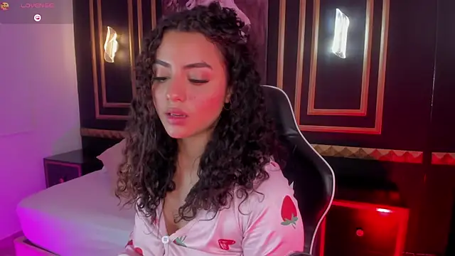 yaya23x online show from April 2026 01:37:02 PM